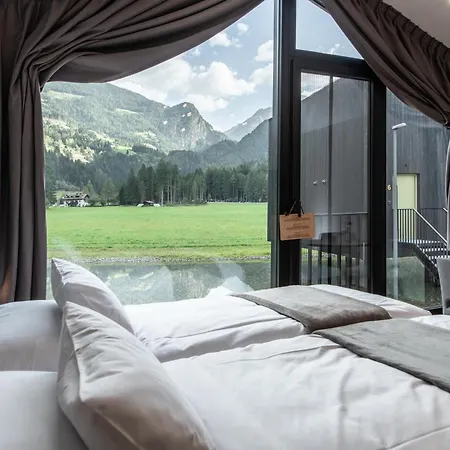 Campingplads Sandgold Alpine Glamping *